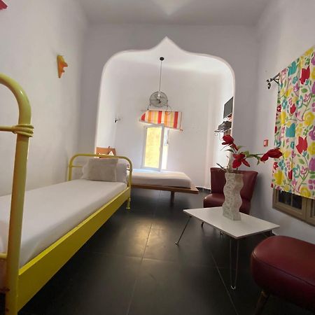 Hostal Valencia - Private Room With Bathroom Xauen Exterior foto